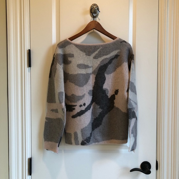 [SOLD] Rag & Bone Sweater from Saks Fifth Avenue - Picture 2 of 5